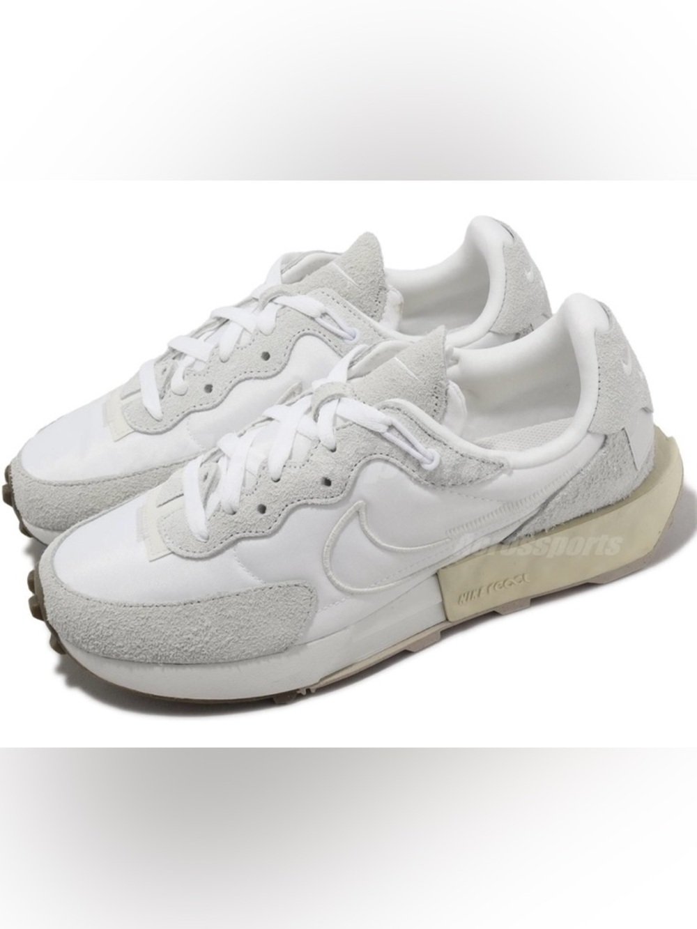 Nike Women's Size 8 "Fontanka Waffle White/Phantom (NEW)